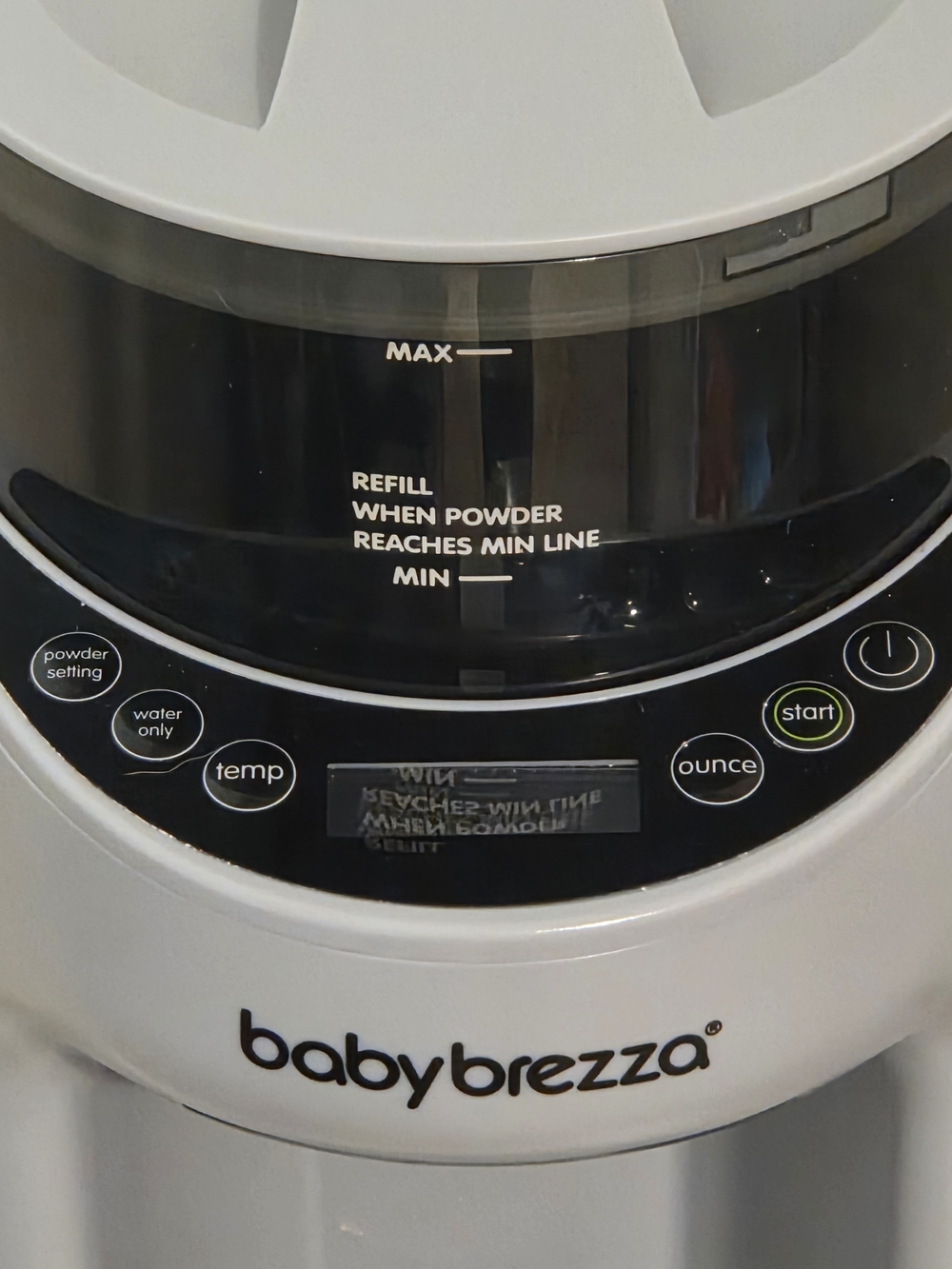 White Baby Breeza Formula Pro - Automatic Baby Formula Dispenser